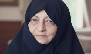 “已故伊朗最高领袖哈梅内伊妻子还活着”