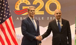 俄罗斯重返G20，“欧公子”怒了：合照上有他没我