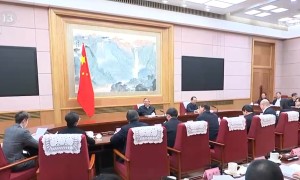 李强主持召开专家、企业家和教科文卫体等领域代表座谈会 听取对政府工作报告、“十五五”规划纲要的意见建议