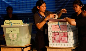 泰国再一次走到十字路口，举行议会选举