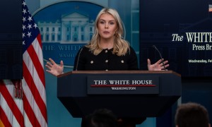 特朗普召集顾问开会，“美伊开战迫在眉睫，最快周六”