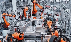 3月“新三样”出口创新高，CNN直呼：美国打伊朗让中国成为最大赢家