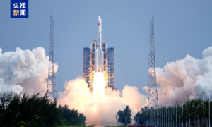 中国成功发射通信技术试验卫星二十五号