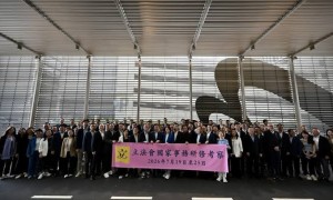 历史性首次！香港立法会全体议员赴北京研修考察