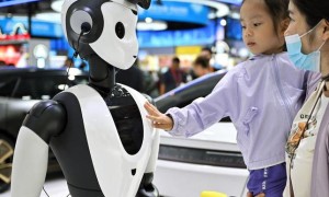 美媒焦虑了：美国再不长脑子，中国机器人“新惊喜”又来了
