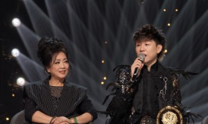 “齐豫毛阿敏秒了”冲上热搜，这首合唱很多人等了四十年
