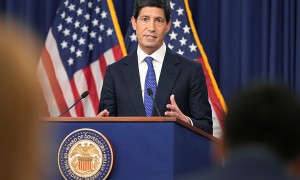 美联储宣布加息25个基点，特朗普不高兴了