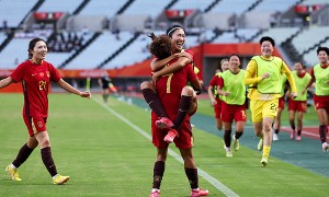 中国女足1-0越南队晋级四强