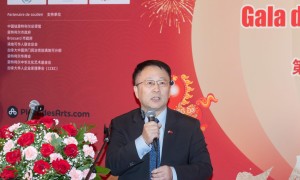 驻蒙特利尔总领事戴玉明出席2026年“欢乐春节”第十届枫花雪乐春节晚会