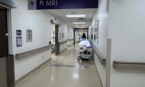 谷歌評分加拿大醫院近半差評 看急診等16小時