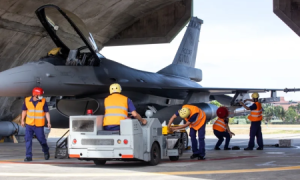 台军退役飞行员曝料：台军F-16V升级后飞控一塌糊涂，飞它就是在玩命