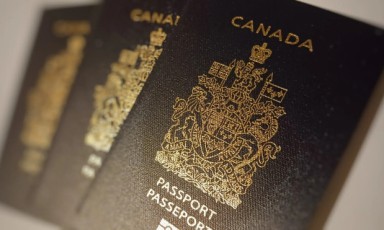 美國人集體$75買回加拿大國籍